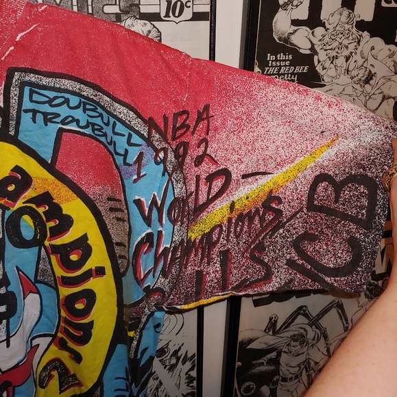 ❎SOLD❎ Vintage Chicago Bulls 1992 Champs Shirt - Picture 4 of 8